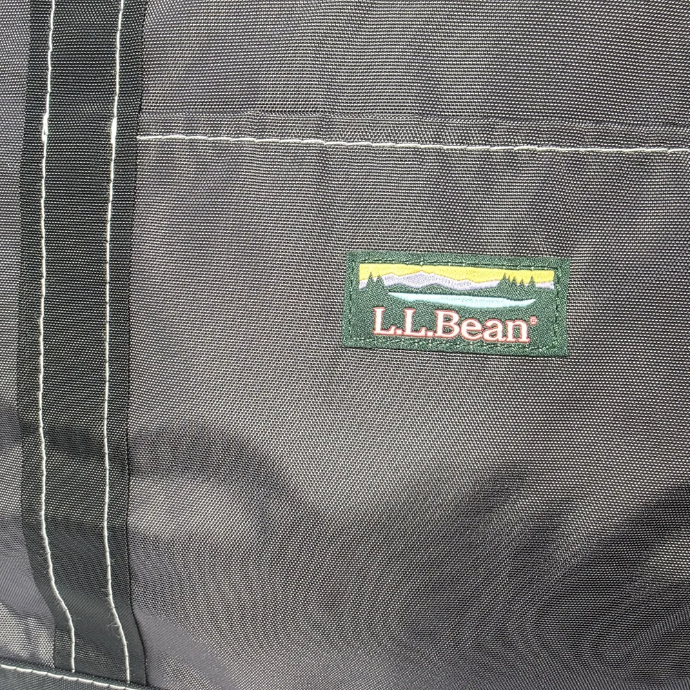 L.L. Bean Tote Bag - Gray Nylon - Unisex Travel /Gym Bag. - Picture 3 of 6